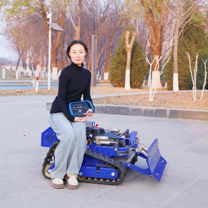 Customized High-Efficiency Tracked Intelligent Remote-Controlled Lawnmower with 550mm Cutting Width for Lawn Trimming