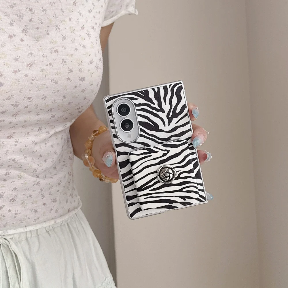 Retro Zebra Print Phone Case with Makeup Mirror for Samsung Galaxy Z Fold 8 fold8 Cover Women's Luxury Shockproof Foldable Cases