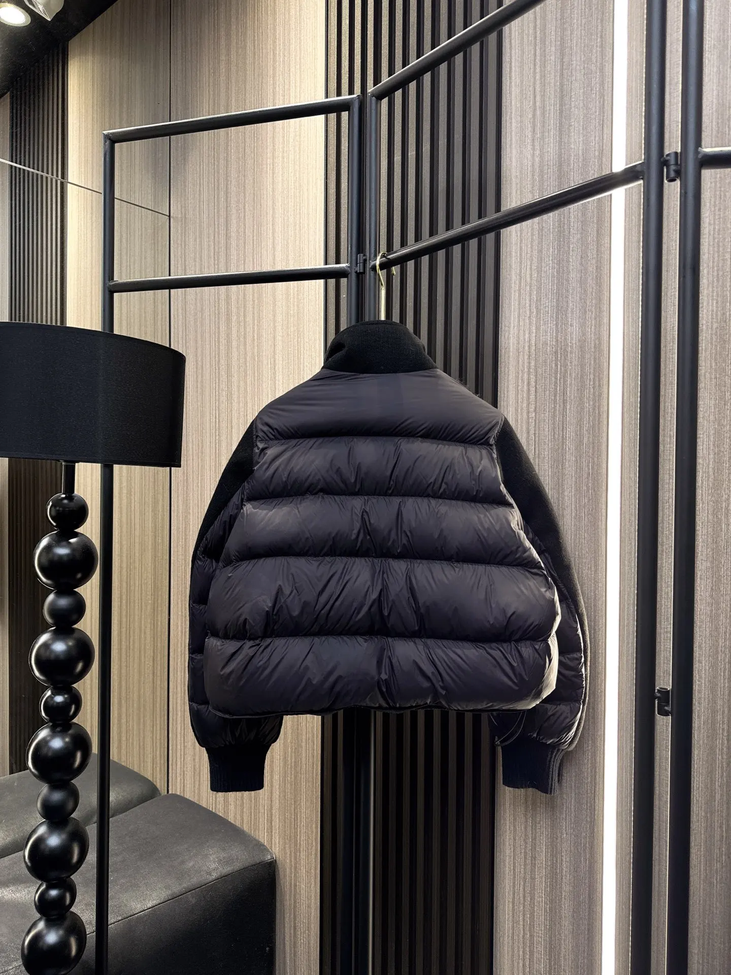 2025 شتاء جديد الملابس النسائية ضوء رقيق الأبيض بطة أسفل سترة نصف مفتوحة زر هيم الرباط الوقوف طوق جاكيت زيبرا #2