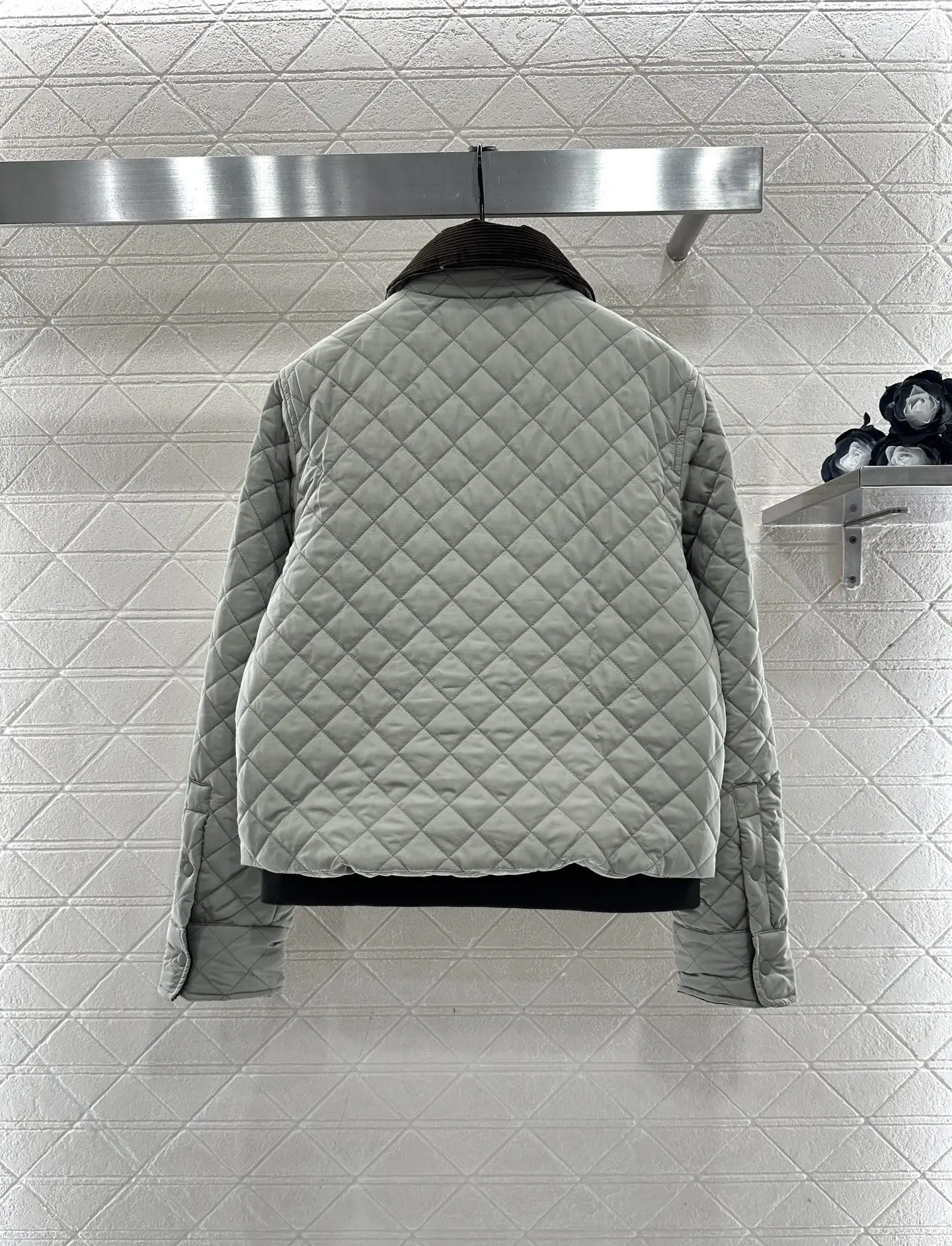 

2025 Early Autumn Fashion Women'S Clothing Corduroy Collar Diamond Pattern Cotton Jacket Nylon Material Diamond Embossing