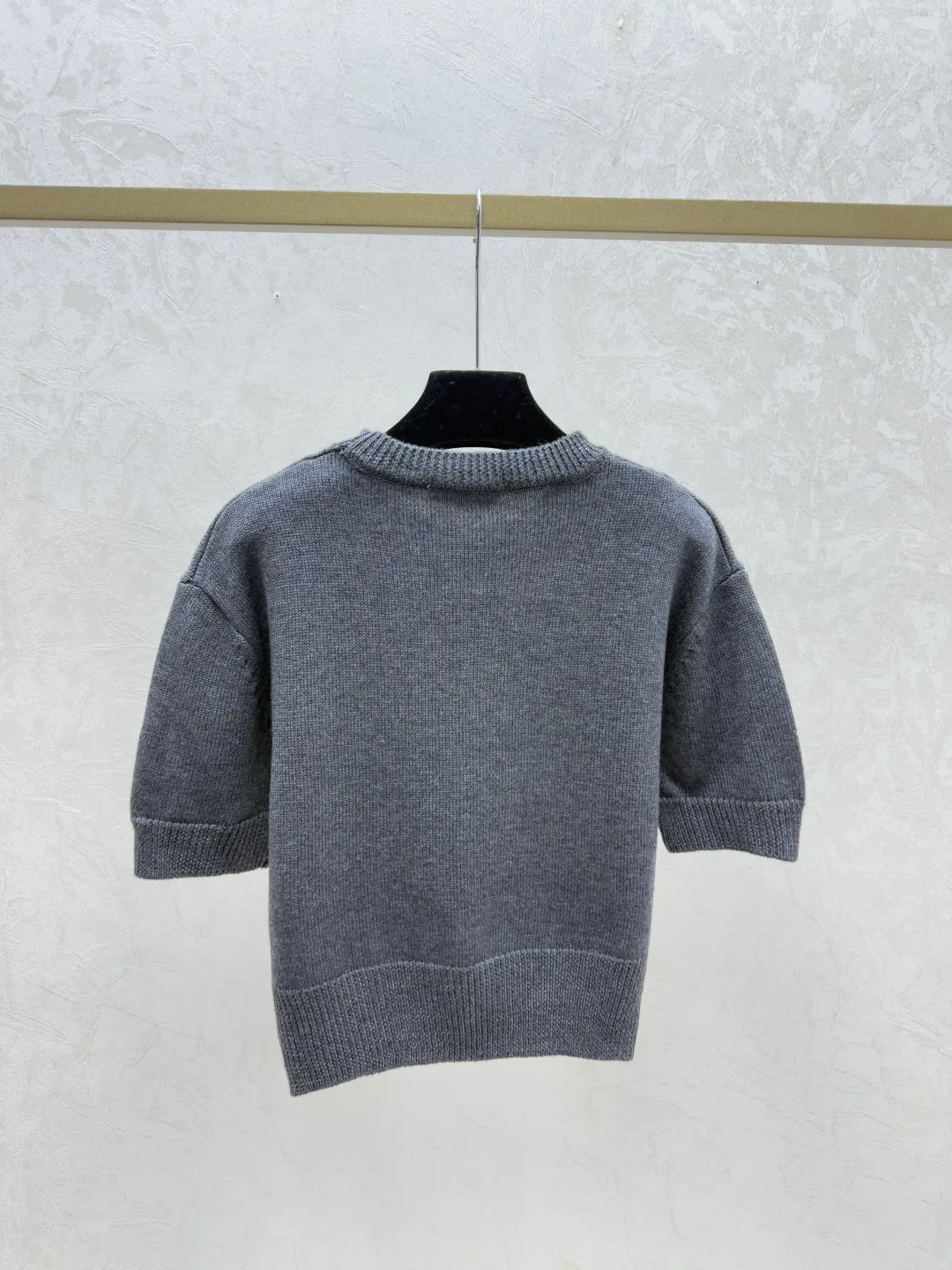 

Женская новая коллекция ранней осени, однотонный простой вязаный топ с круглым вырезом и круглым вырезом, вязаный топ с короткими рукавами