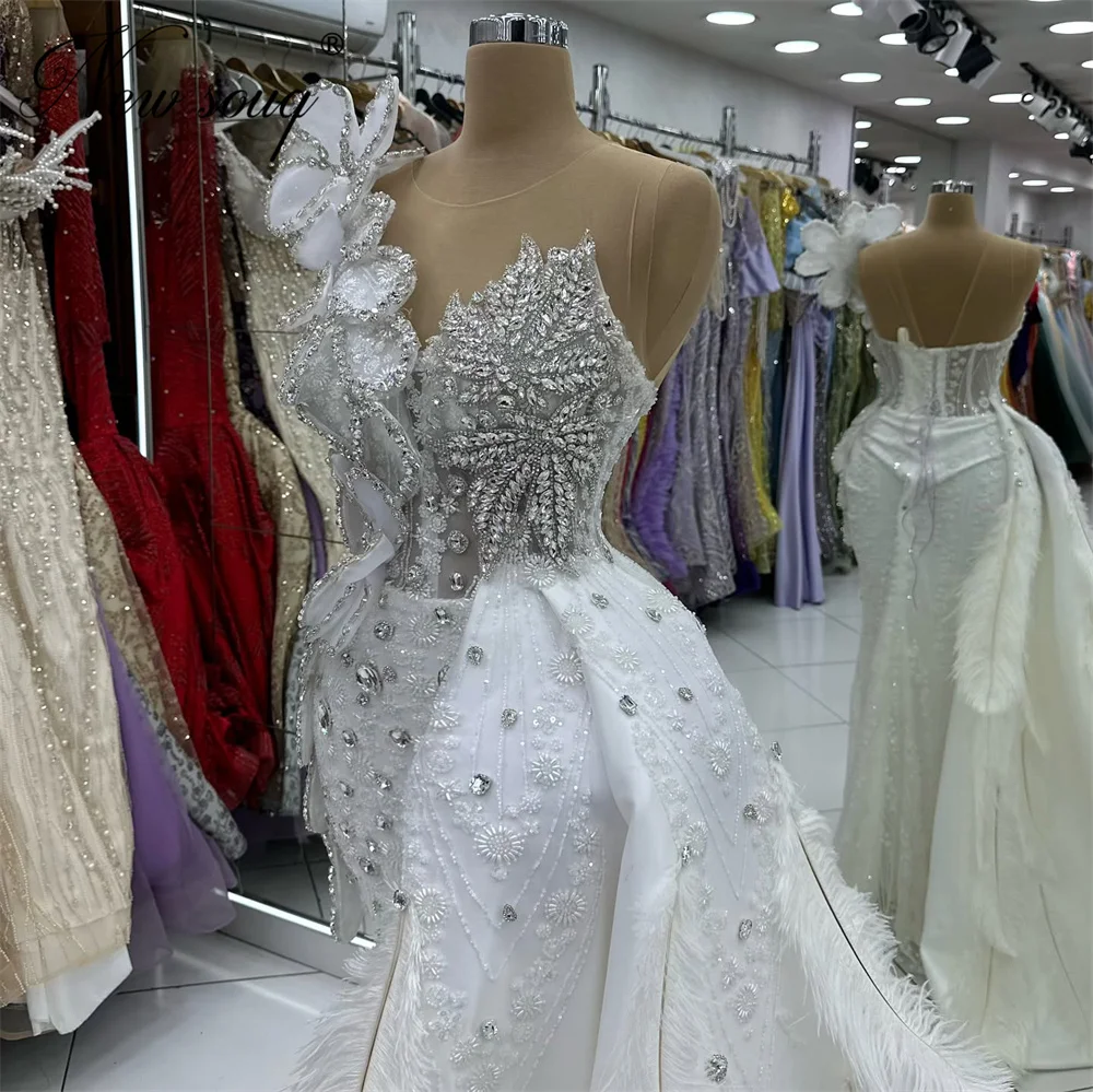 Robes de soirée à perles blanches, avec traîne en plumes fendues, cristaux élégants, robes de fête de fiançailles, Robe de Cocktail personnalisée