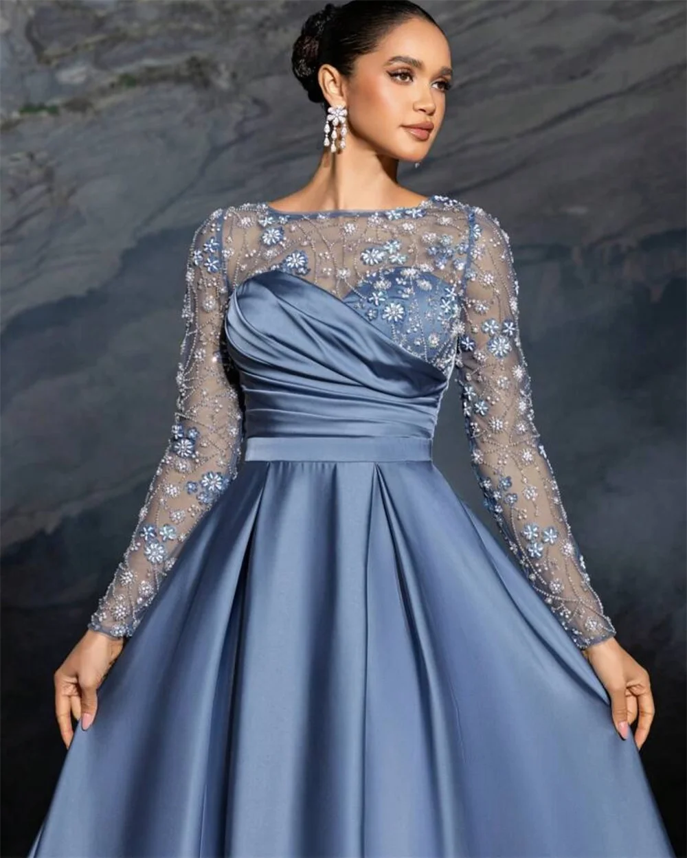 Kobe Customized Long Sleeve Satin A-line Prom Dresses Blue Floor-length O-neck Evening Dresses Elegant فساتين للمناسبات الخاصة