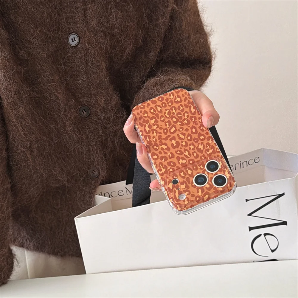 حافظة هاتف جديدة شاملة بفتحة رفيعة بطبعة الفهد، مناسبة لهاتف iPhone 17 Pro، 13، 14، 15، 16 Promax أزياء مضادة للسقوط