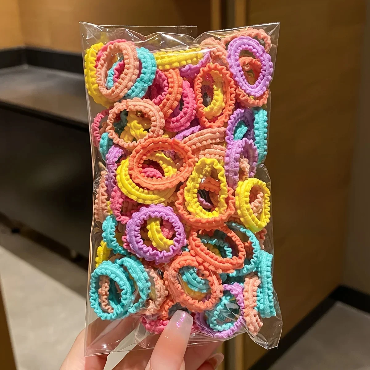 Attaches pour cheveux de couleurs mélangées, chouchous doux, accessoires pour cheveux pour filles, choix idéal pour cadeaux, 100 pièces