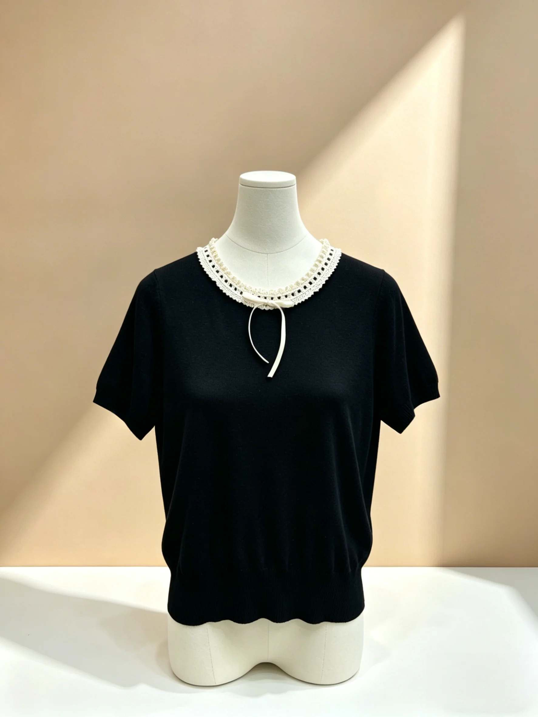 

26th New Style High-necked Collar with Bowknot Design - Two-color Elastic Comfortable and Simple Top