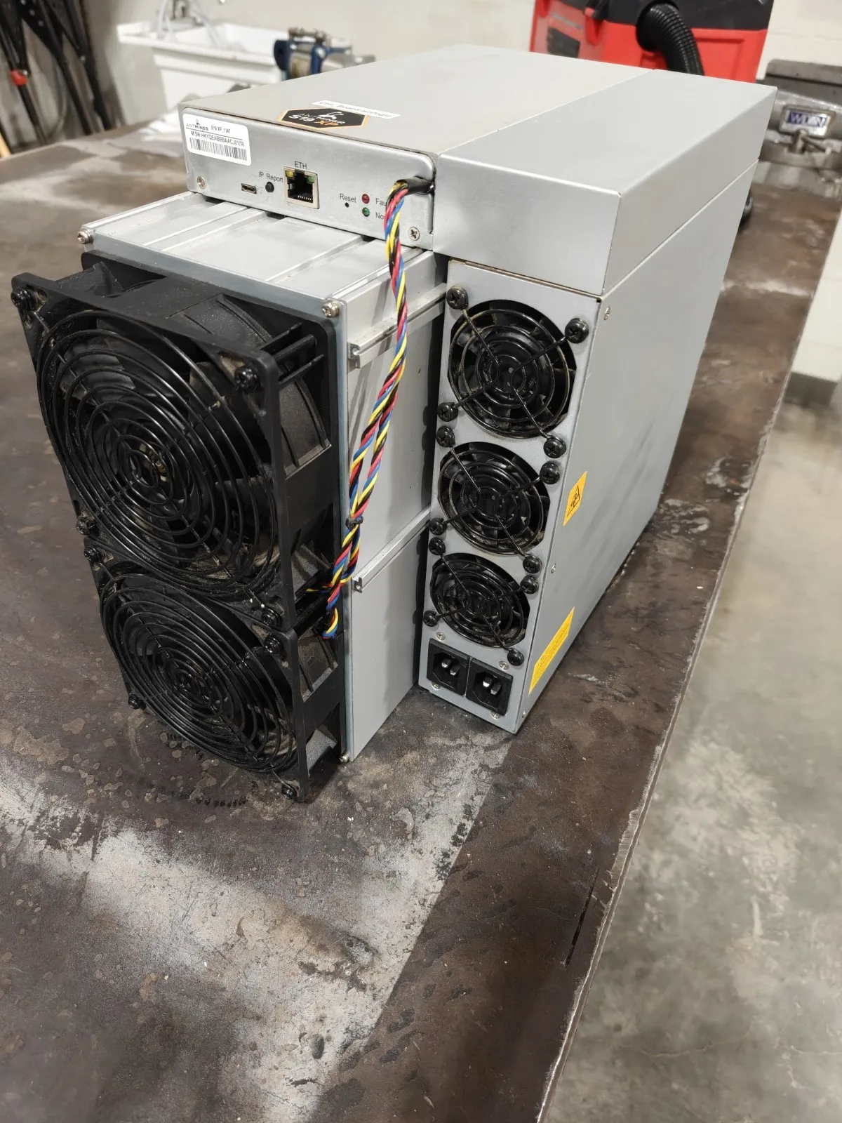

При покупке 5 шт. — 3 бесплатно! _ Bitmain Antminer S19 XP 134TH/s Bitcoin Miner — 3010W SHA-256 ASIC машина для майнинга BTC с блоком питания.