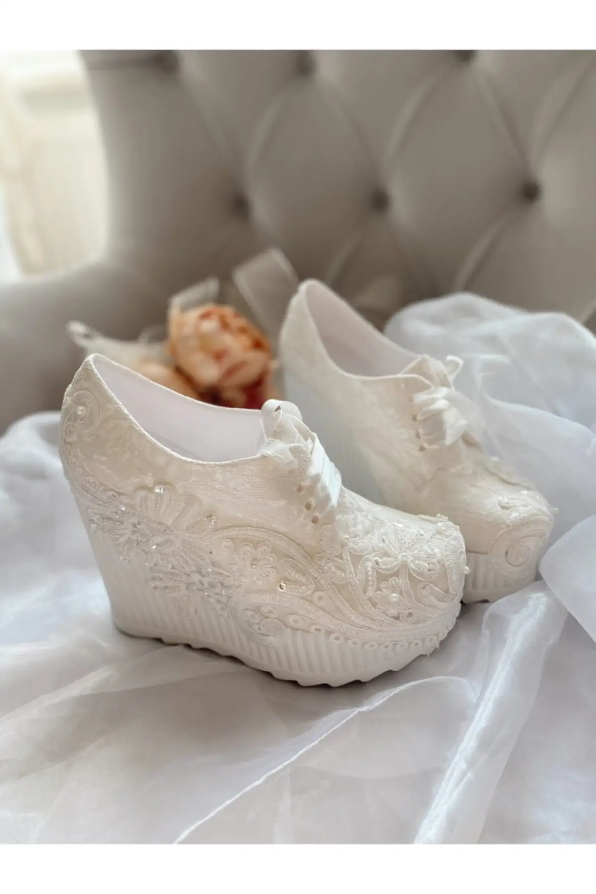 2023 New Trend  Women 12 cm Wedge Heeled Sports Bridal Shoes Comfortable Lace-up Stone Detailed Bride Sneakers for Wedding Pump