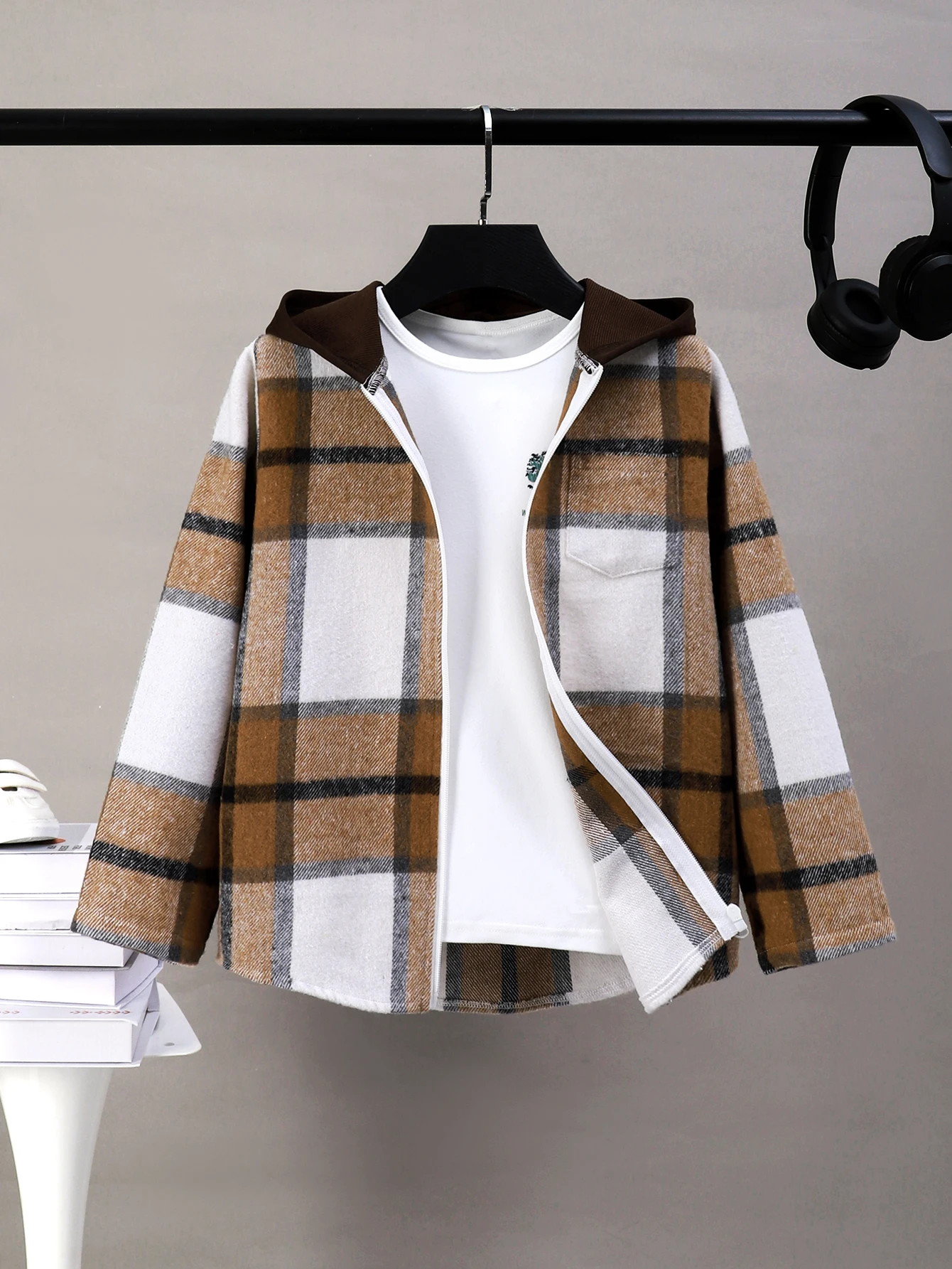 Kids' Stylish Plaid Hooded Jacket, Brown & White Checkered Shirt Coat,Thermal fabric, suitable for outdoor wear.