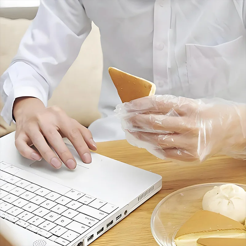 

200-Pack Disposable Gloves, Food-Grade Universal Protective Gloves for Kitchen Cooking, Cleaning, Catering & Food Handling, Powd