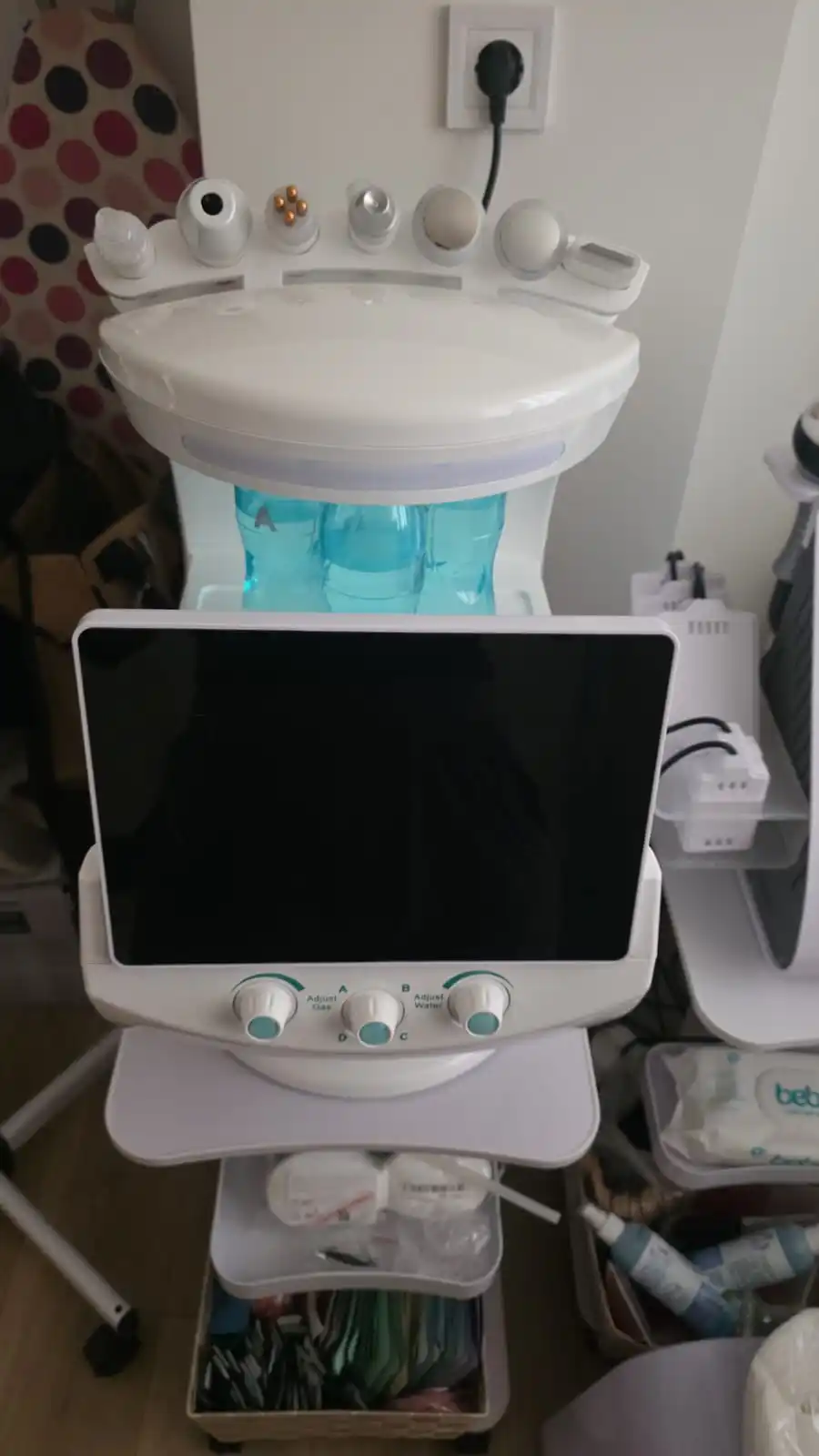 

Hot Sale 7 In 1 Water Oxygen Bubble Facial Machine - Peel Anti Aging + Skin Analysis, Home Salon Facial Care Tool