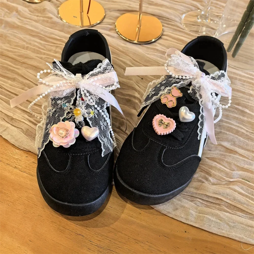 Lacets de chaussures en perles roses, 1 pièce/2 pièces, breloques pour baskets, décorations, fleur, ours, amour, boucle de charme, accessoires de chaussures, bricolage