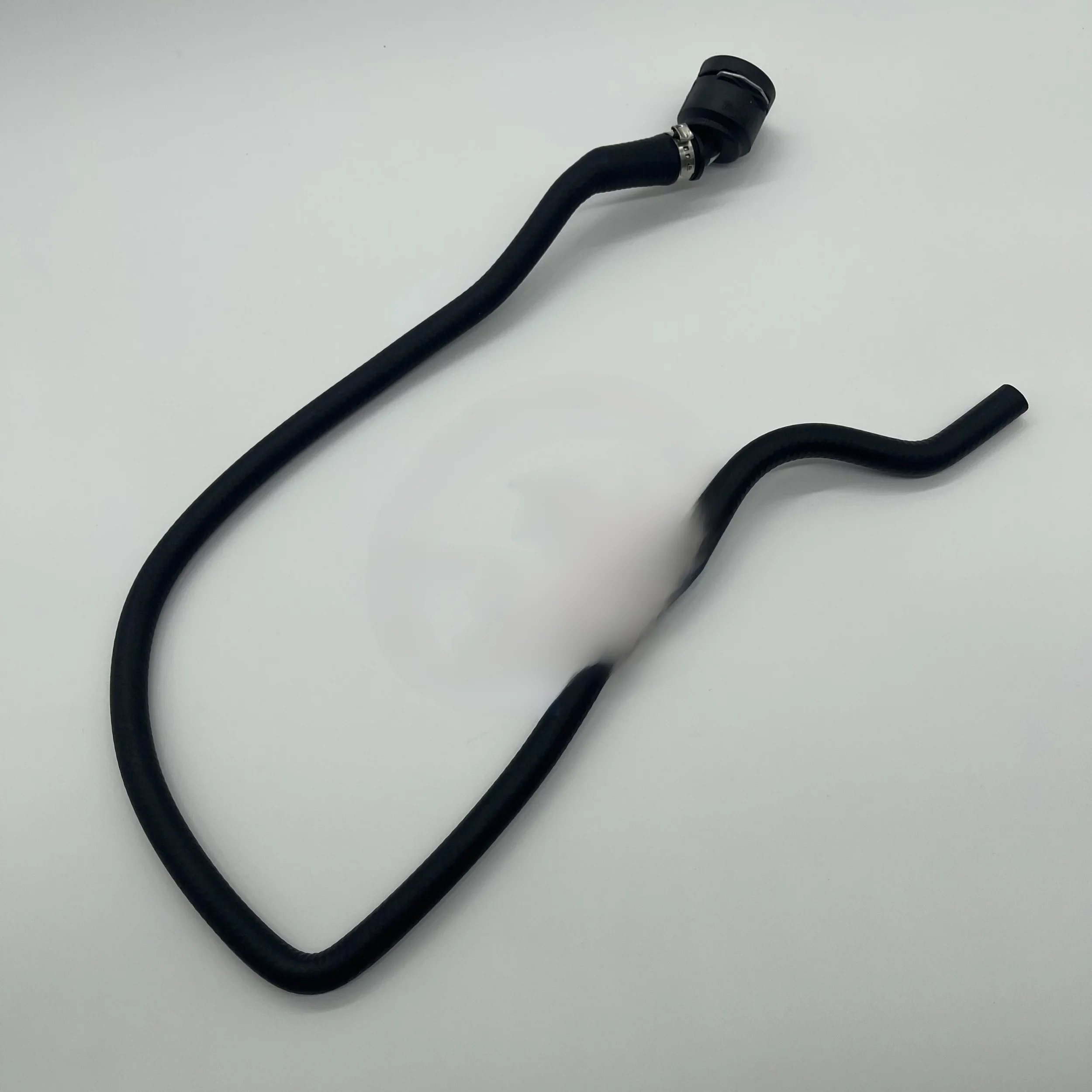 13220152 20972727 Radiator Reservoir Engine Cooler Drain Hose For Buick Regal LHU 2.0