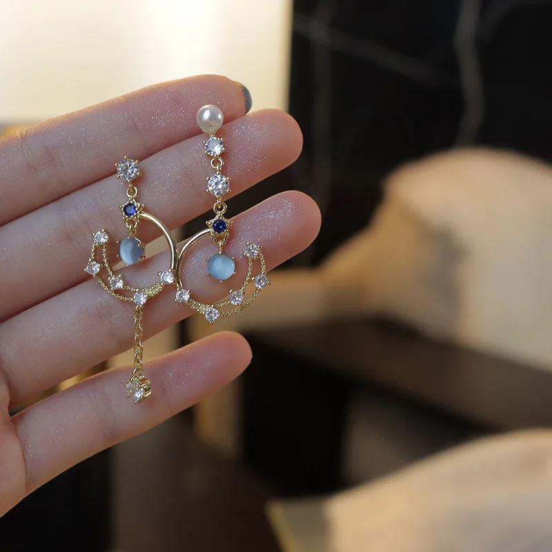 Exquisite Pearl Moon Asymmetric Water Drop Earrings For Women Korean Fashion Butterfly Flower Zircon Earring Wedding Jewelry