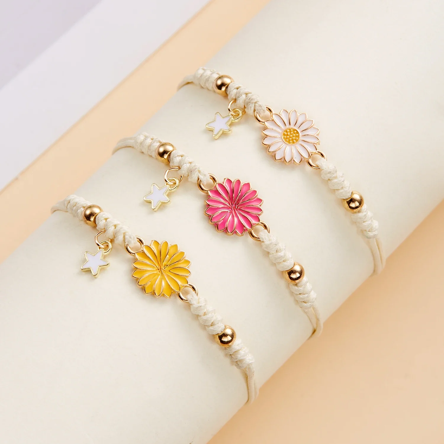 Einfache Glücks knoten Sonnenblumen Armbänder für Frauen trend ige handgemachte geflochtene bunte