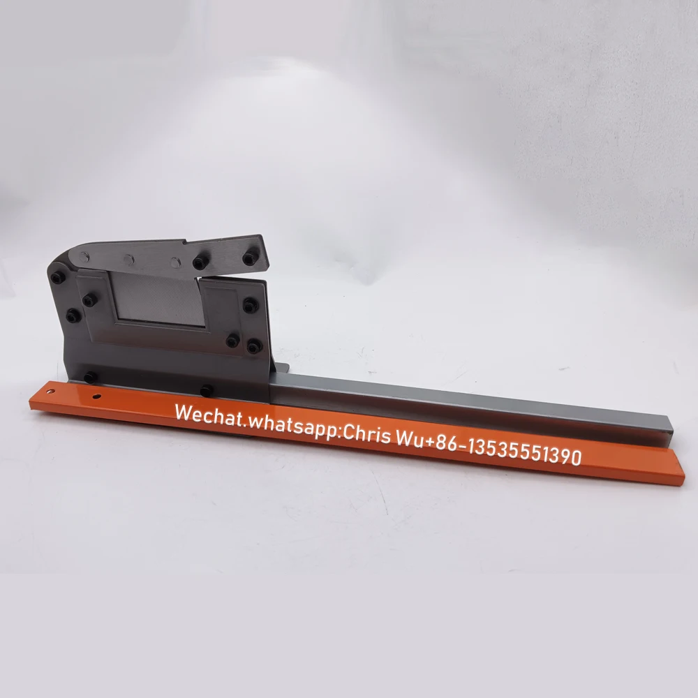 Light Steel 50MM 75MM 38-126MM Adjustable keel knife Lever Saves Effort Ceiling Cutter Carpentry Special Ceiling Auxiliary Tool