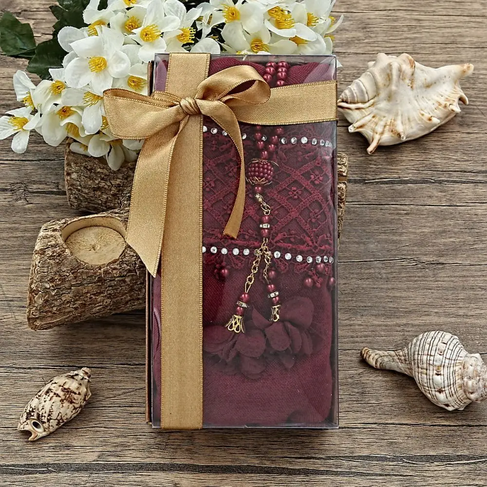 

GREAT GIFT Mevlüt gift package (prayer carpet, Gift Wrap Claret Red, Pearl Rosary Claret Red Rose, Decorated Gift).