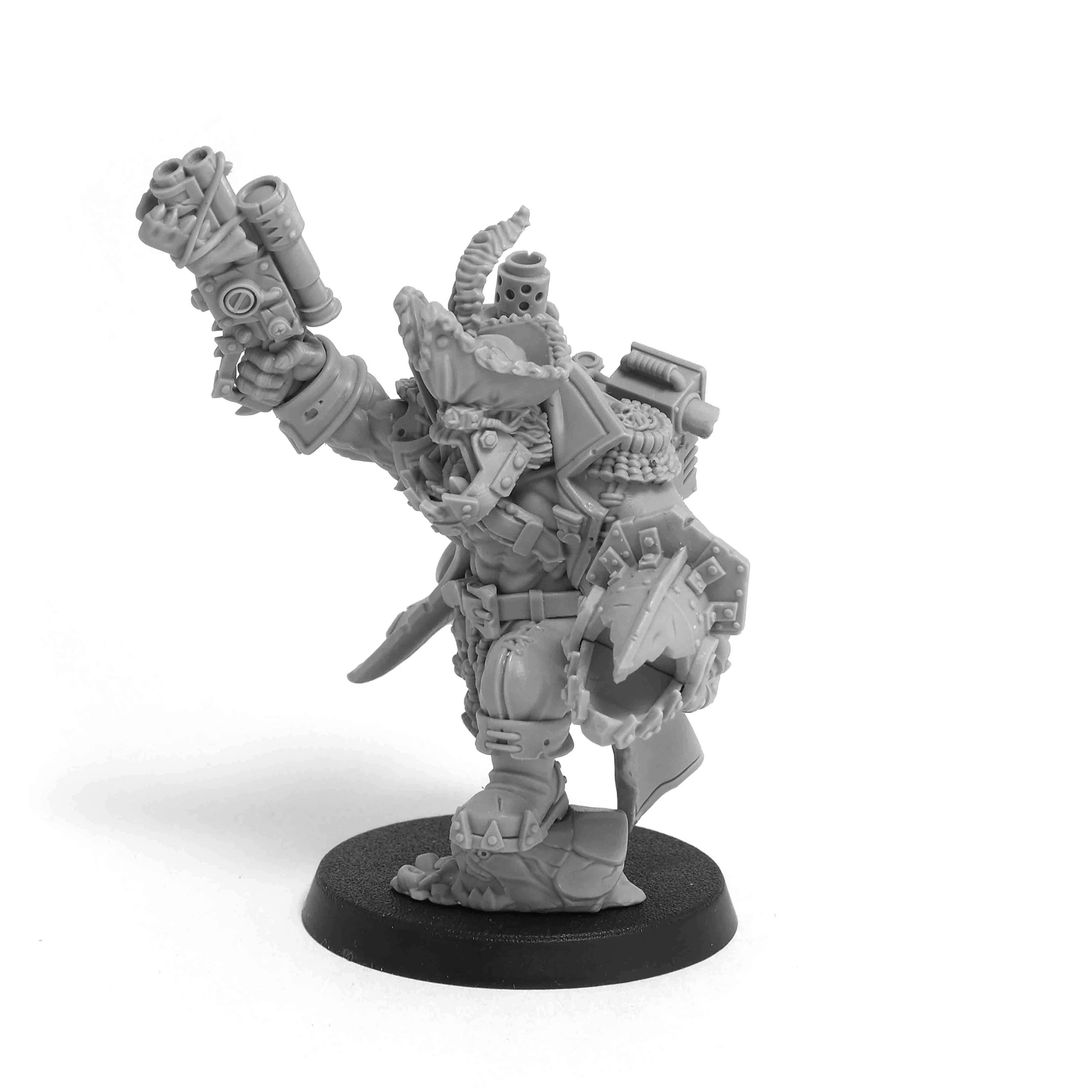 Kaptin Bluddklaw, Space Warrior, Wargame Miniatures, Ork Figure, Terrain, RPJ, TRPJ, Pathfinder, Infinity, Gaming, Gamemat