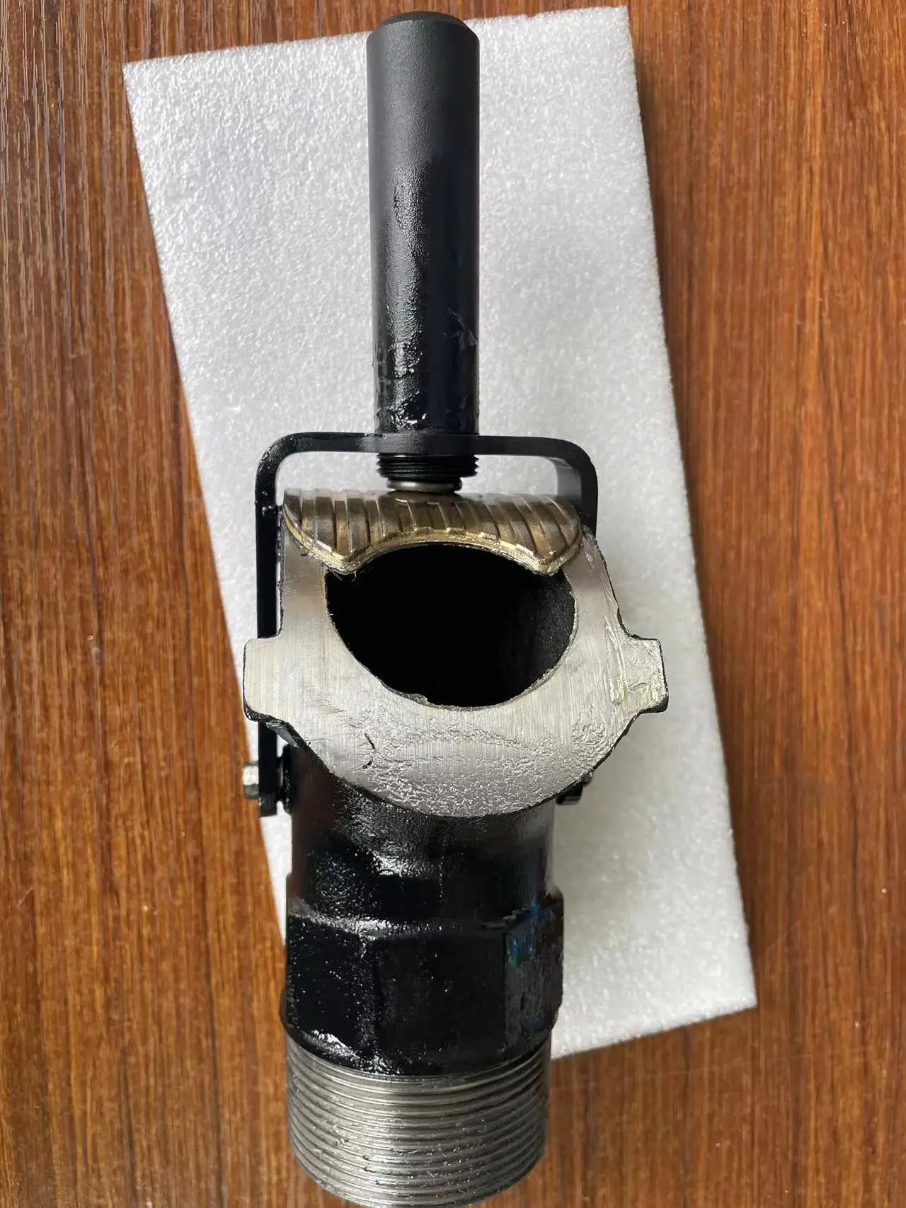 LFI الراتنج طبل الحنفية هلام معطف طبل صنبور حنفية معدنية 2 "برميل صنبور الحنفية GELCOAT طبل الحنفية