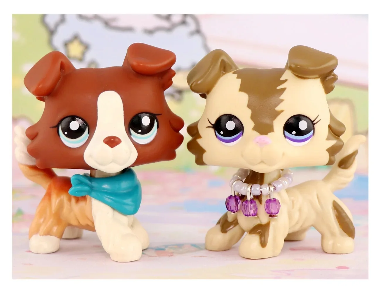 2 szt. Zabawki dla zwierząt Littlest Cat Dog # 2210 # 1542 Figurka zwierzęcia — 2