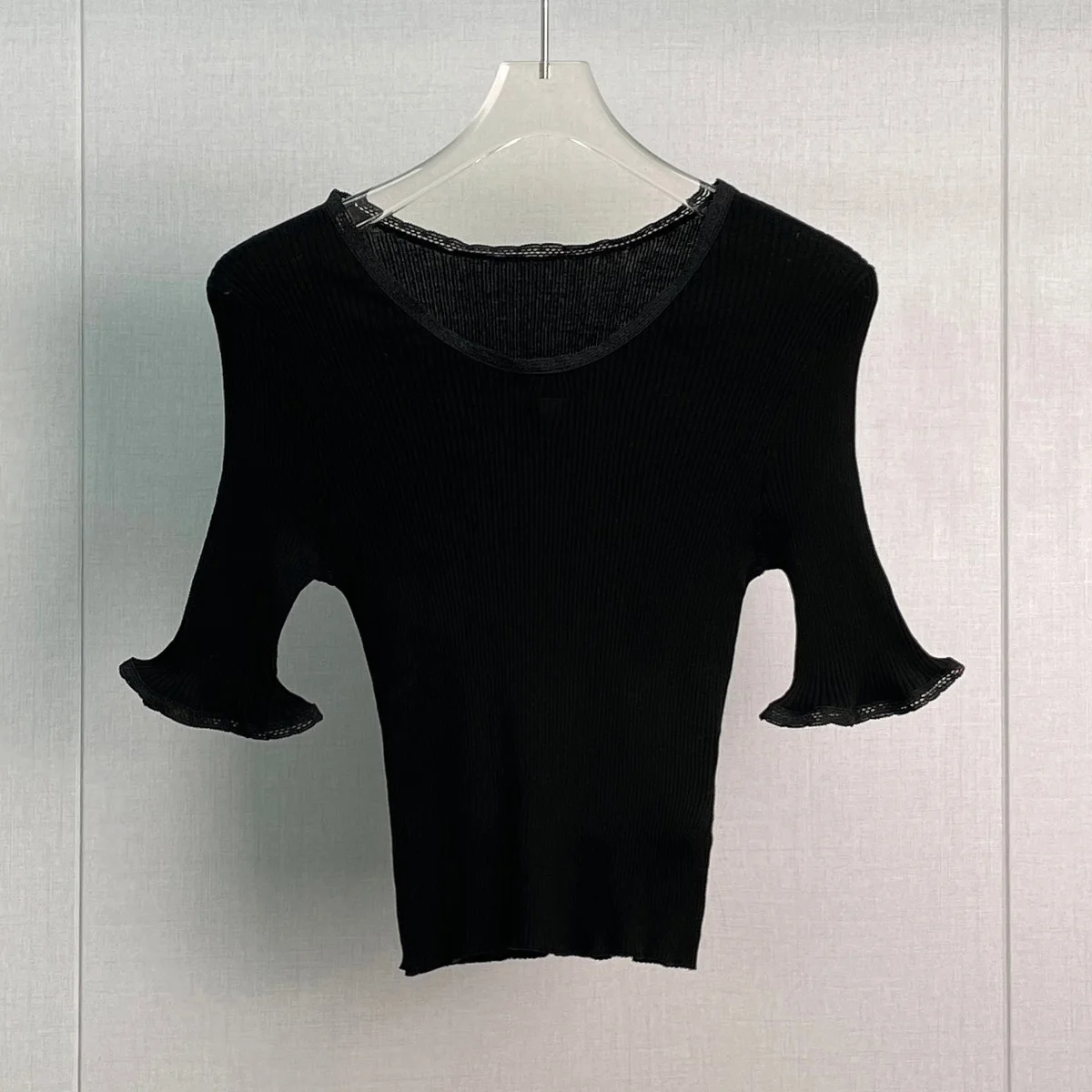 High Quality Women Ribbed Knit Crop Top Crew Neck Flare Short Sleeve Lace Scalloped Trim Slim Fit Casual Blouse lyt133844