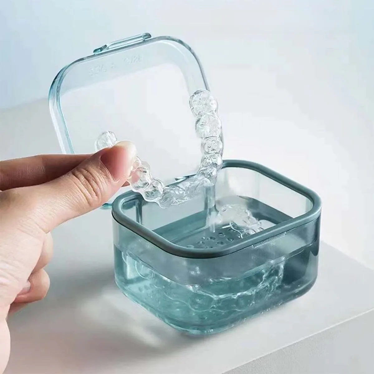 Onzichtbare beugels, orthodontische bevestigingsmiddelen, opbergdozen, tandbeugels, draagbare draagbare opbergdozen voor kunstgebitten - afbeelding 2