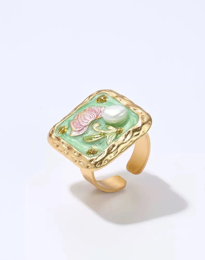Anello di perle quadrate con fiore rosa smaltato dipinto a mano chic per le donne, regalo di gioielli per feste con anello da dito placcato oro 18 carati di nuova moda