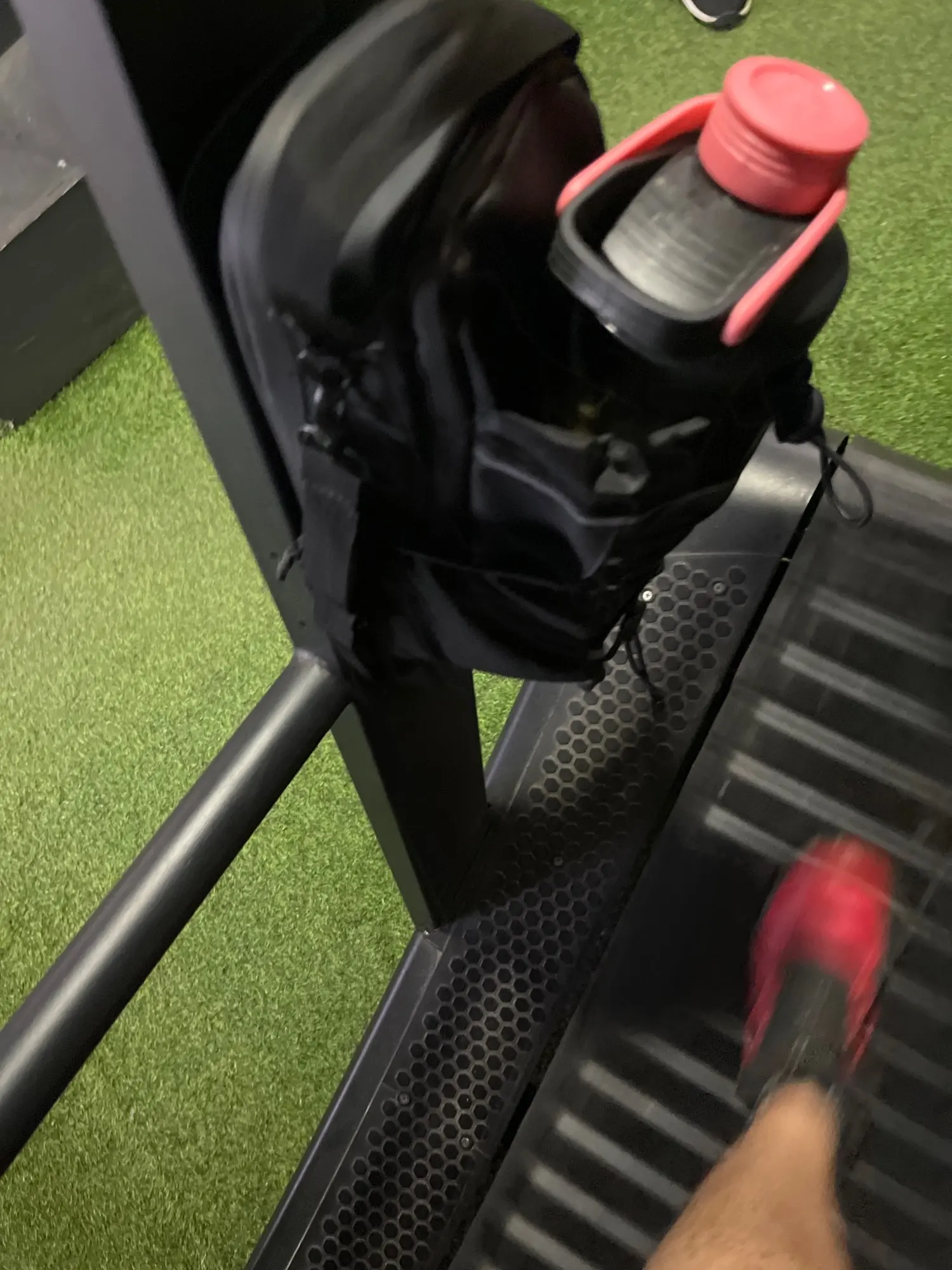 ILAFIT Magnetic Gym Bag