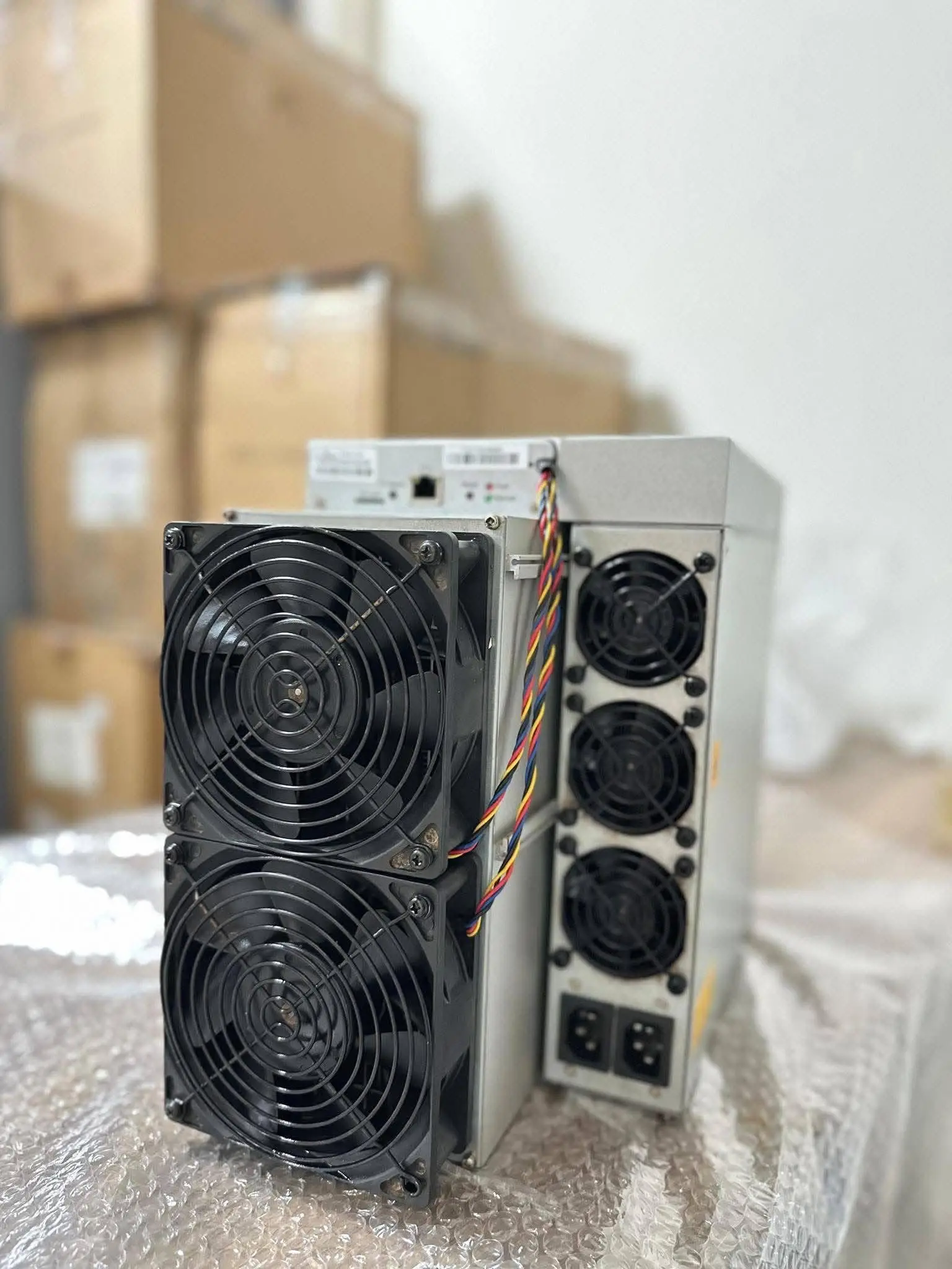 

Pinecone Matches INIBOX PRO 2.4Gh/s 1280W Initverse Miner