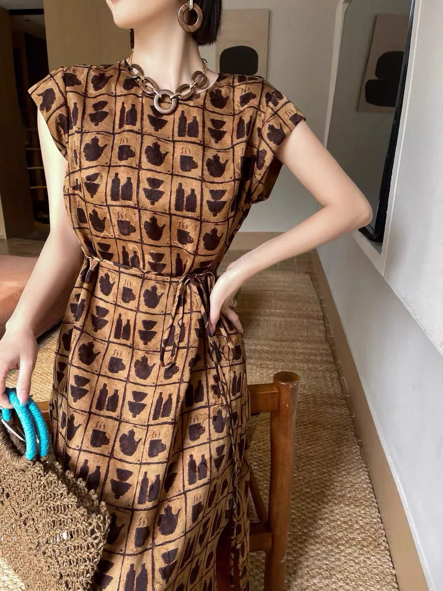 

Elegant summer women's maxi length lightweight 100% silk dress