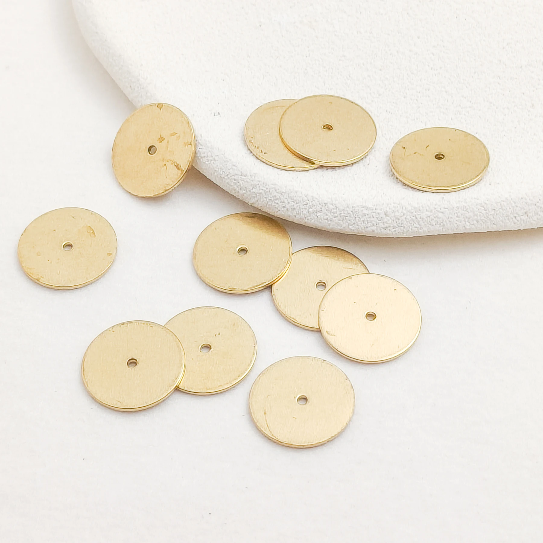 DIY Supply-16 Pieces Raw Brass Finding Center Hole Round Disc - Disk - 15mm (4145C-F-304)