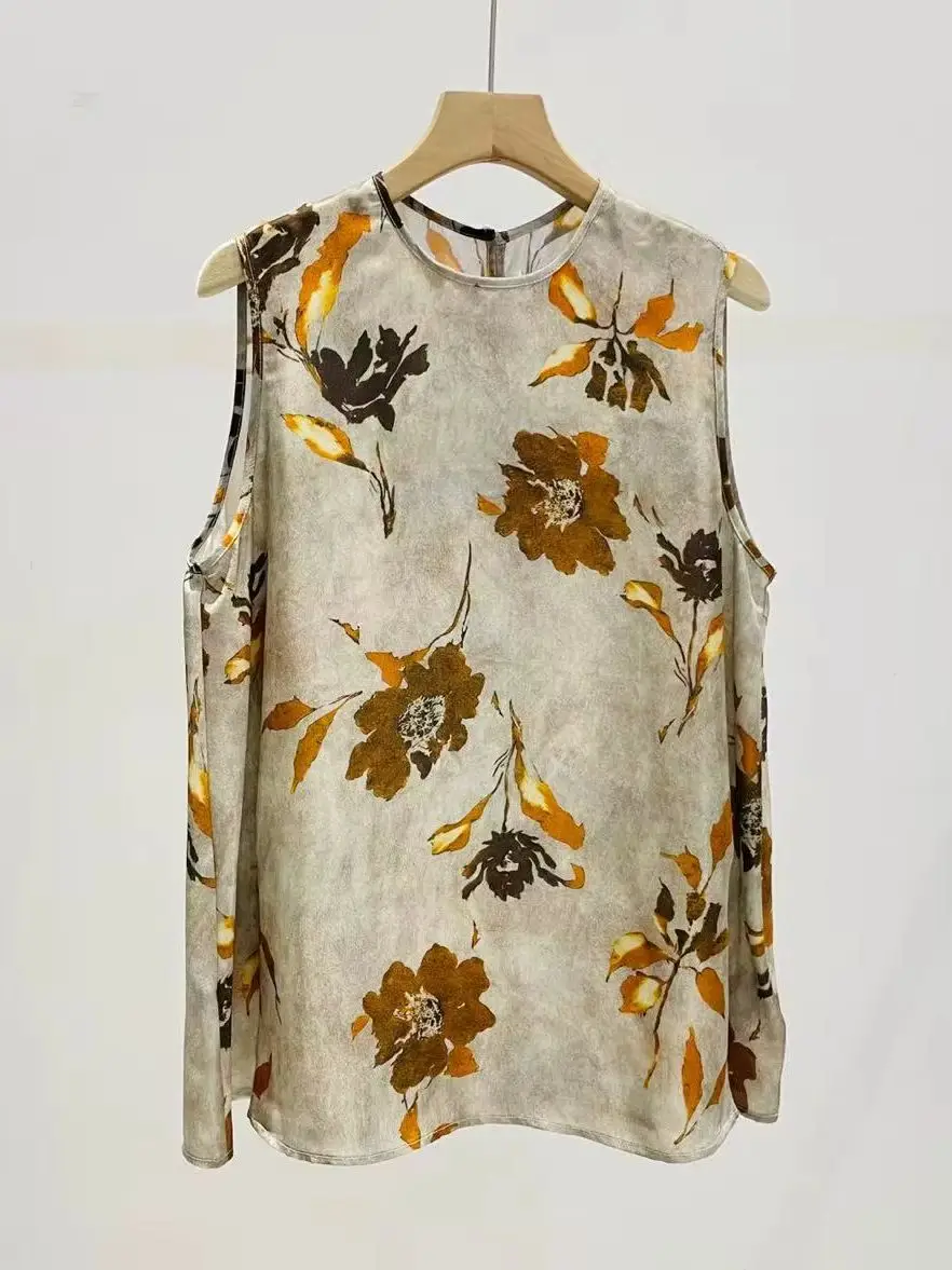 

Breathable and comfortable twill print 100% silk sleeveless top