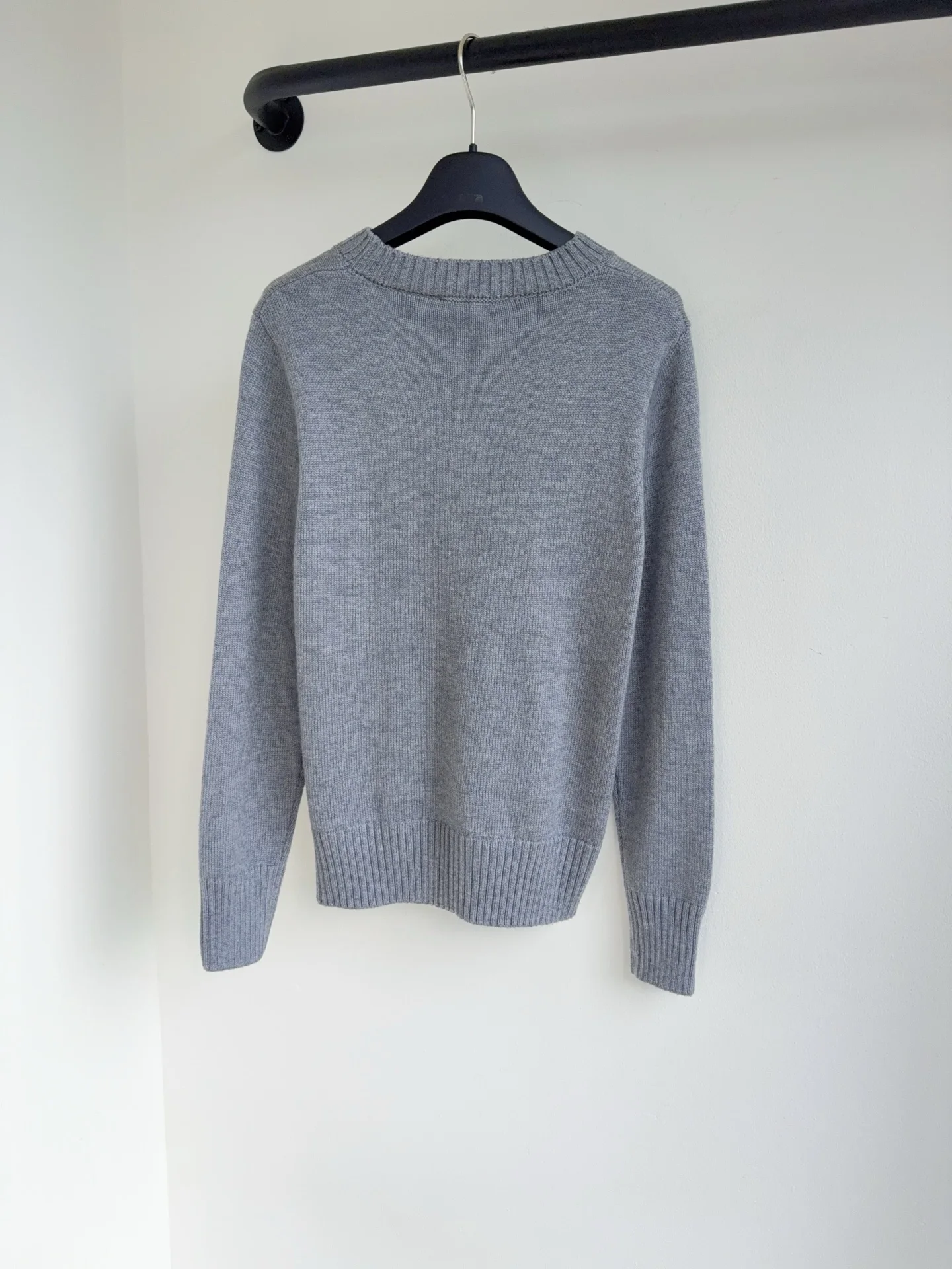 

25 new autumn and winter women's fashionable pullover round neck temperament solid color loose and versatile knitted sweater