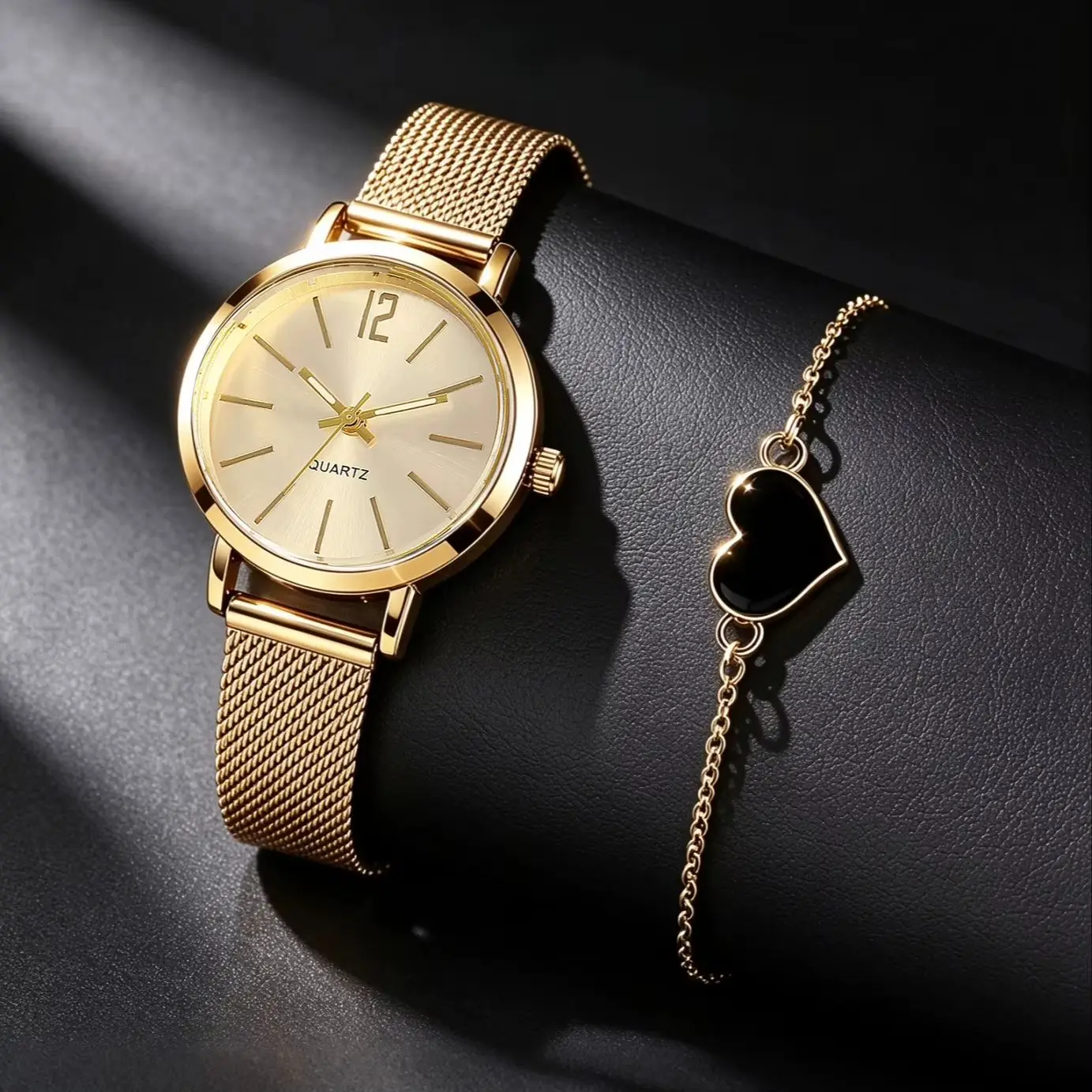 2-Piece Set of Light Luxury and Simple Women's Compact Round Watches Paired with a Black Heart Bracelet, Suitable for Daily Wear, Couple's Watches, the Best Gift for Her