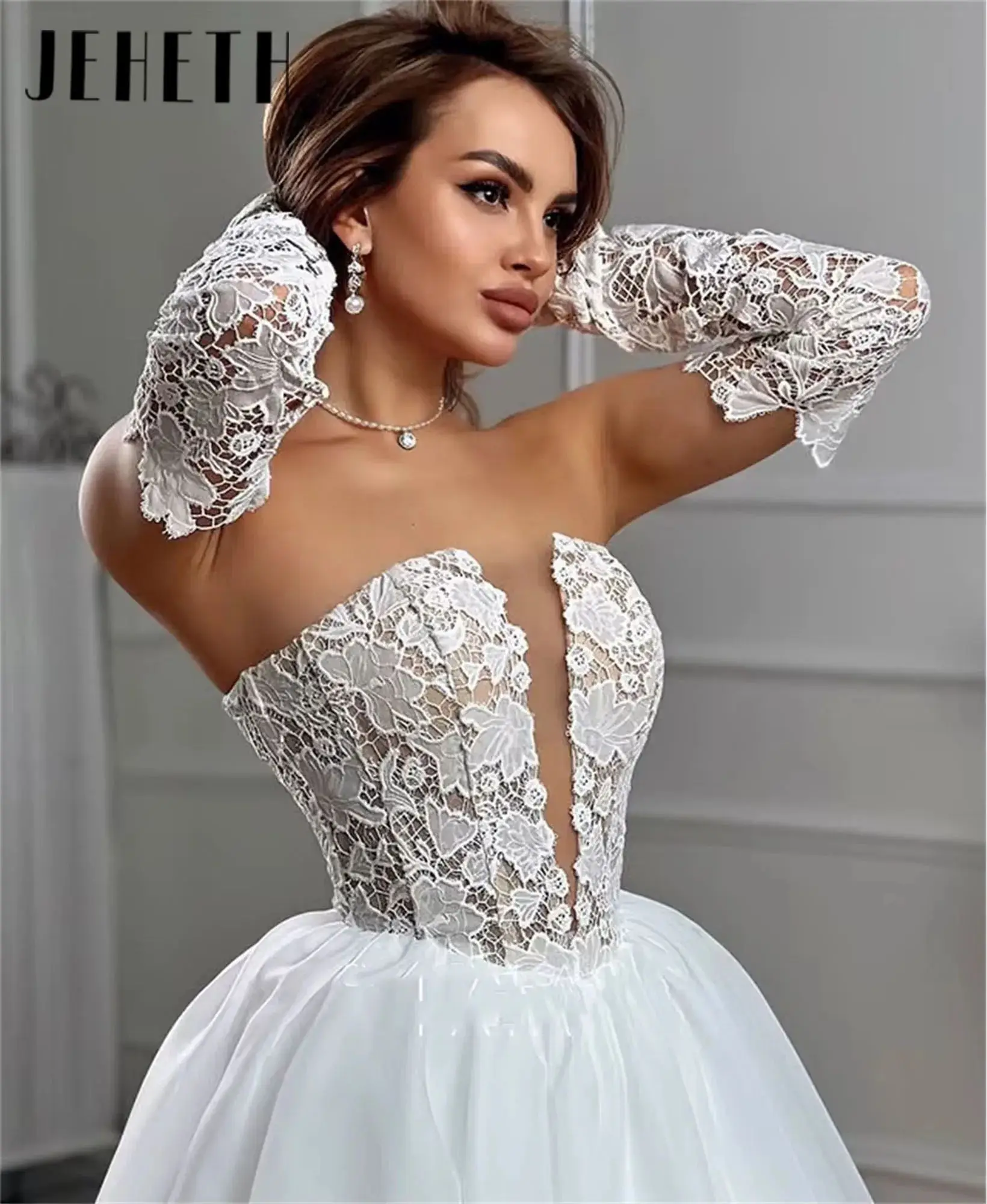 Sexy V-neck Beckless Lace A-Line Wedding Dress for Wedding Ceremony Elegant Long Sleeve Beidal Gown Vestido De Noival Customized