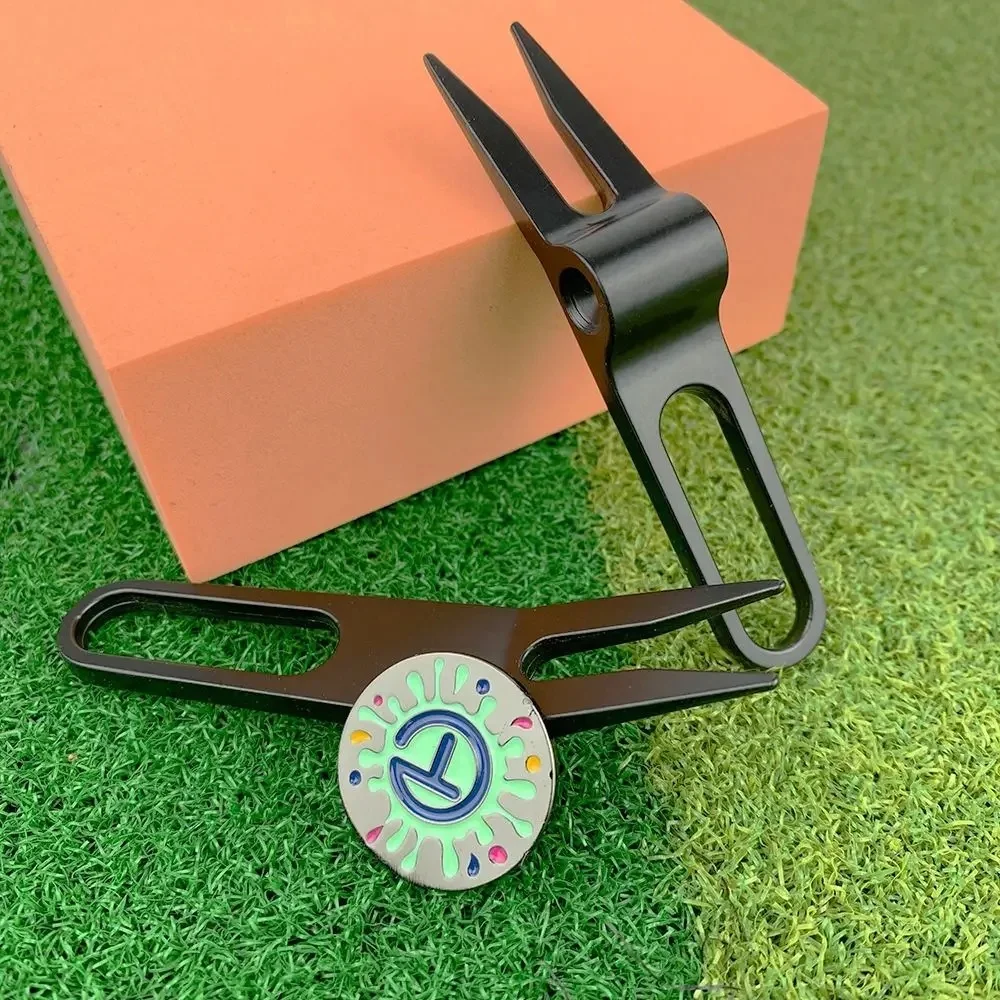 Zinc Alloy Golf Divot Pitch Repairer Tool Turf Tool Switchblade Golf Fork Three Pores Foldable Golf Divot Tool Golf Training — zdjęcie 2