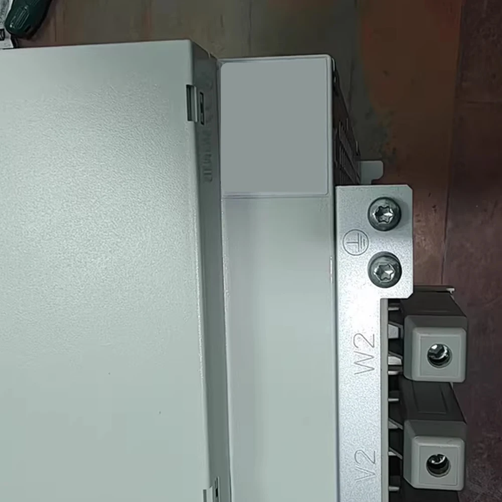 

Brand New 6SL3220-1YD16-0CB0 6SL3220-1YD20-0CB0 6SL3220-1YD20-0UB0 6SL3220-1YD16-0UB0 6SL3220-1YD18-0CB0 6SL3220-1YD18-0UB0