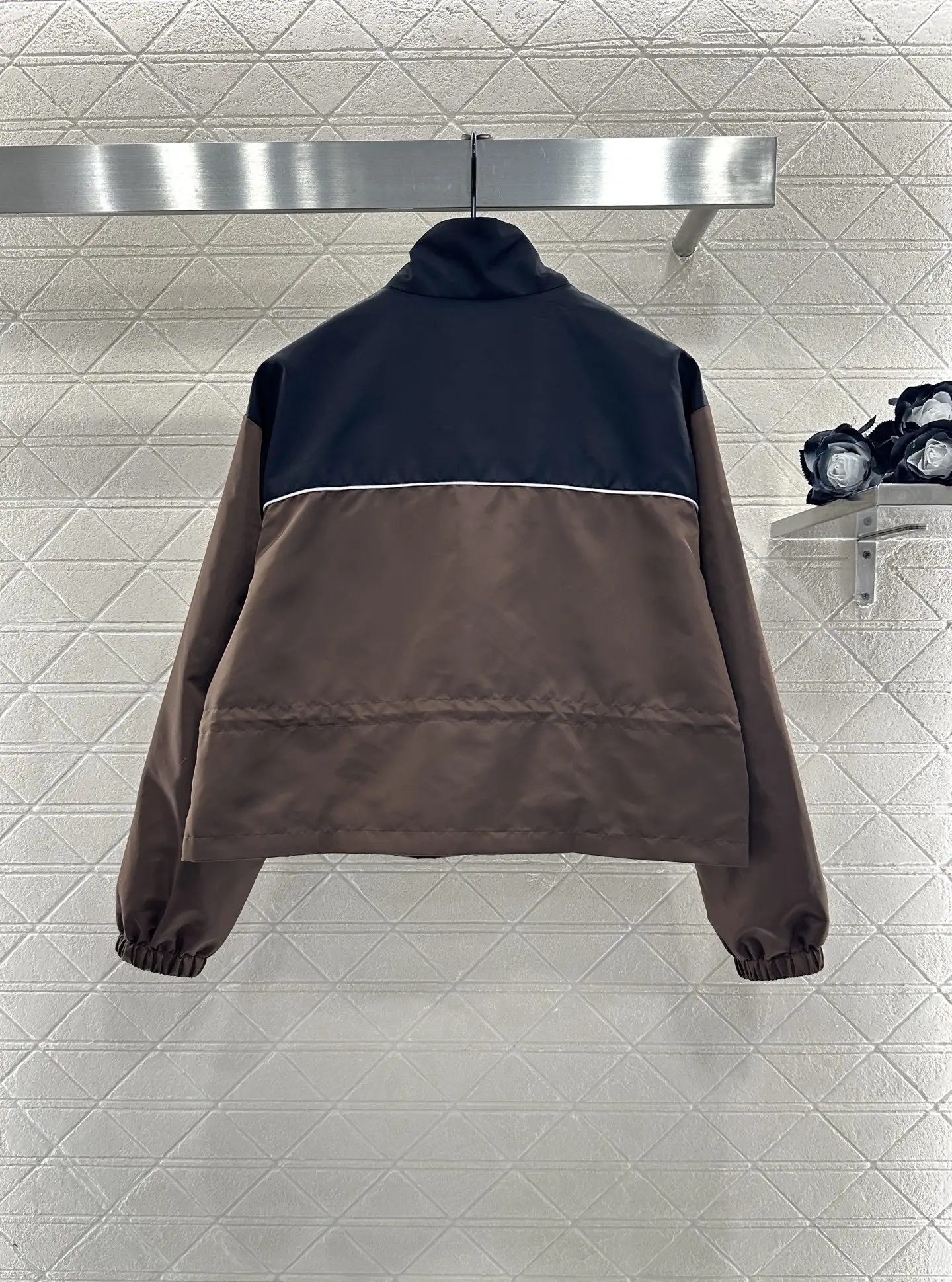 

2025 Autumn/Winter New Women's Wear Color blocked Fashion High quality Coat HL12