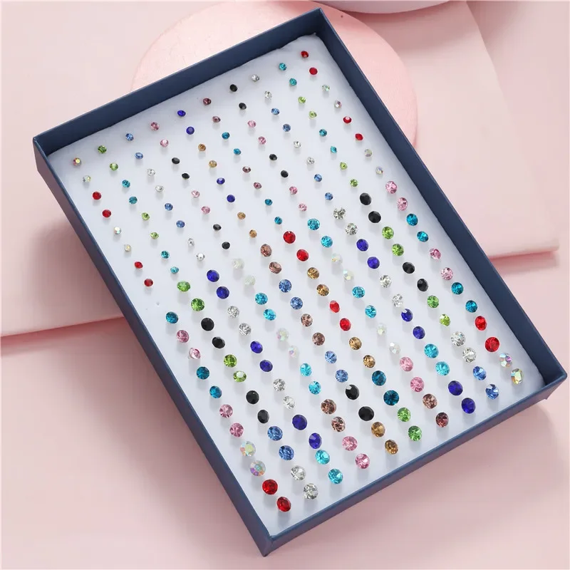 100 par / partia Różne rozmiary Kolorowy Rhinestone Mały kolczyk dla kobiet Okrągły piercing Plastikowe prezenty do uszu Nowa biżuteria — zdjęcie 2