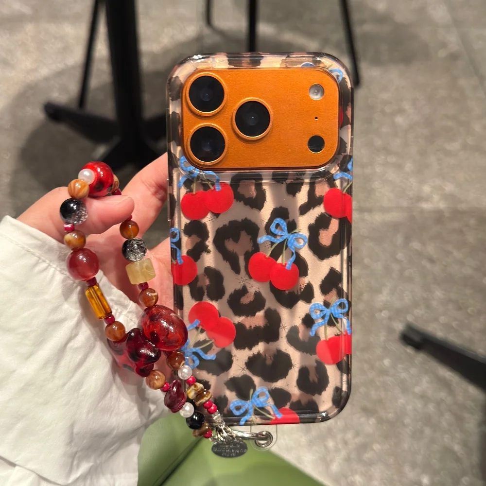 

Popular glitter leopard print cherry phone case for iPhone15/14/16/17ProMax Korea INS fashionable new shockproof protective case
