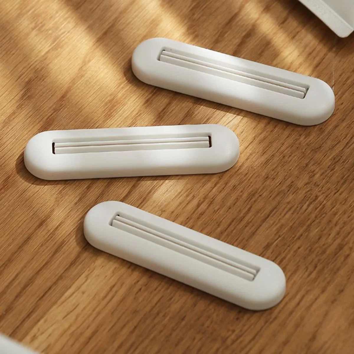 Presse-dentifrice, pince à dentifrice, presse-crème pour les mains nettoyant pour le visage, presse-rouleau manuel pour dentifrice domestique