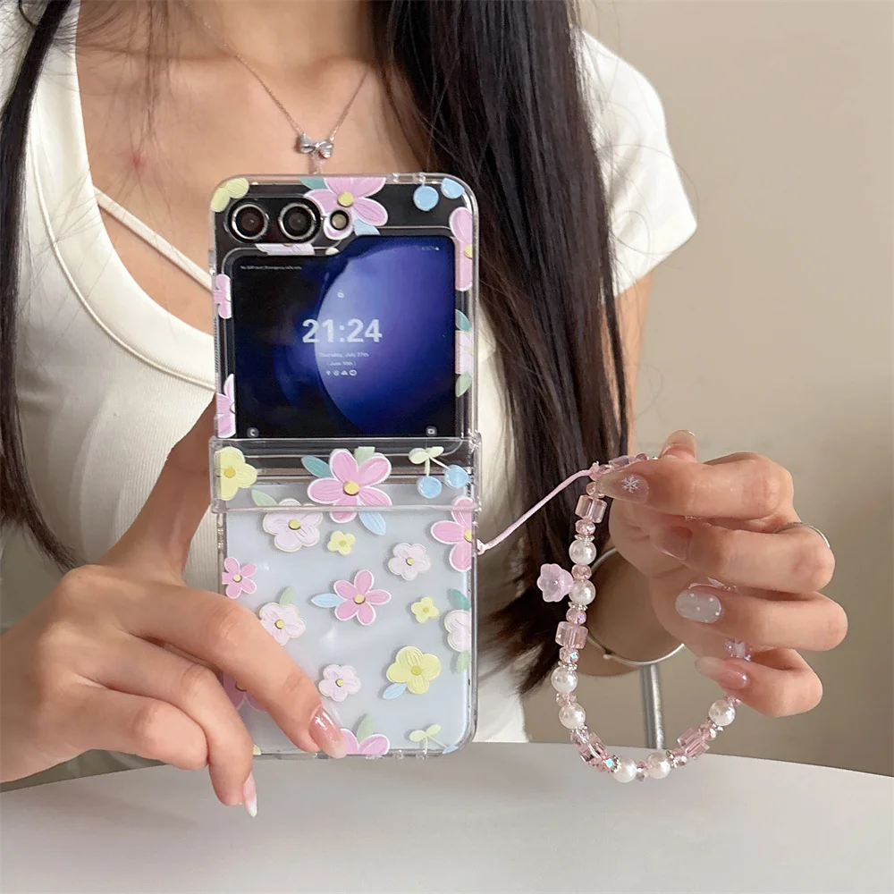 Korean Cute Cherry Flowers Phone case for Samsung Galaxy Z Flip5 6 Flip7 6 5 4 3 5G Flip6 7FE Cover With Chain Shockproof Cases
