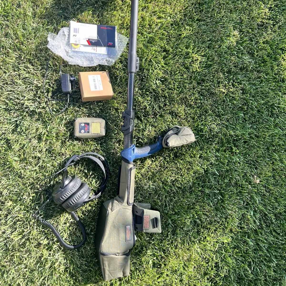 BARU TIBA GPZ 7000 Metal Detector Dengan Coil NF 12 Baru