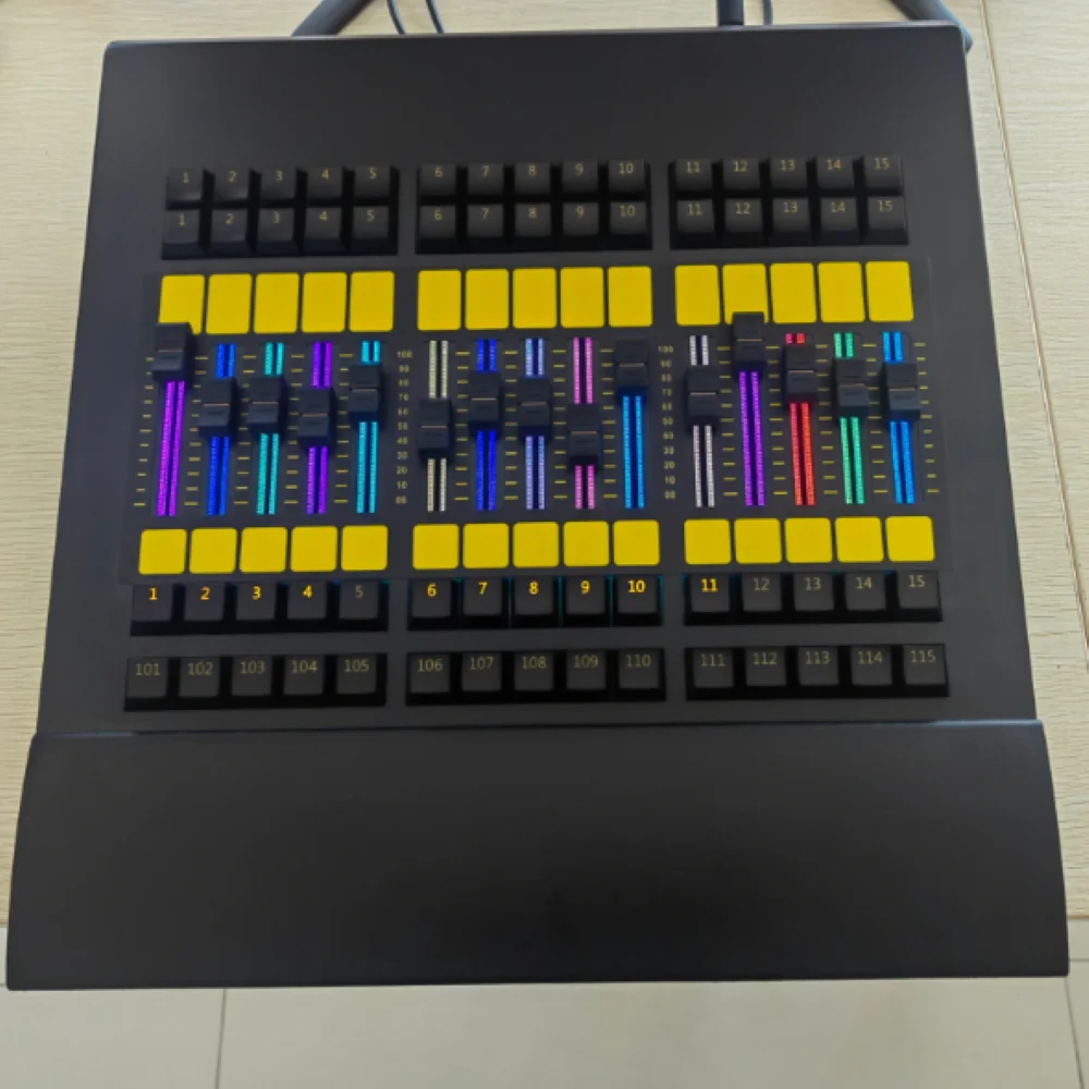 Aile de Putter MA2 avec aile de commande RGB MA 192 contrôleur DMX M2 M3 Dmx Console éclairage de scène Par contrôle de la lumière à tête mobile