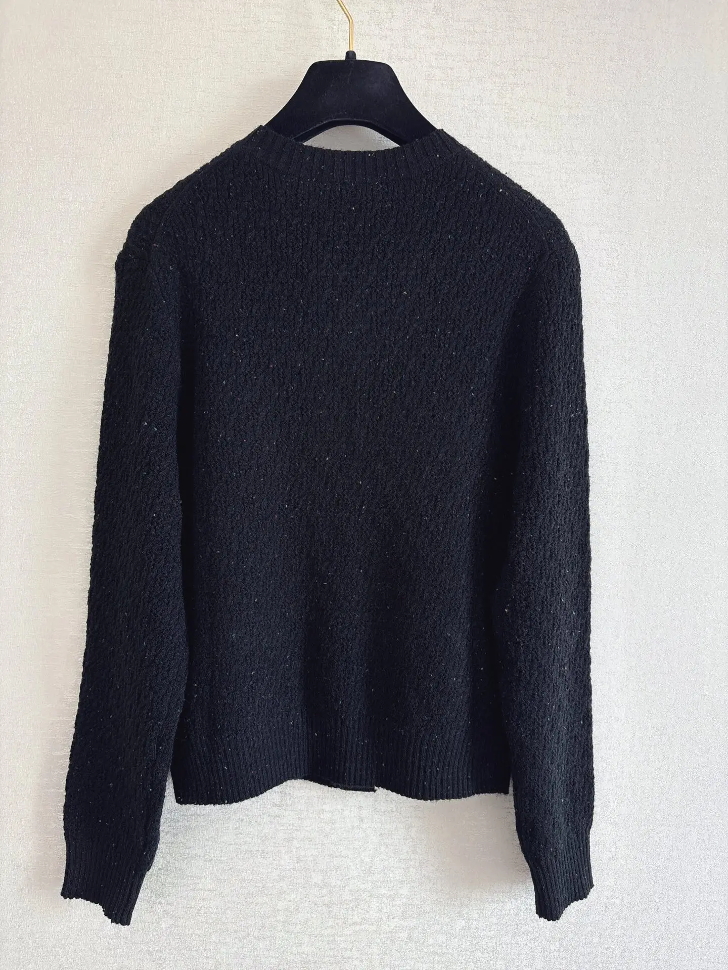 

High quality early spring women's colored dot knitted round neck cardigan SU294