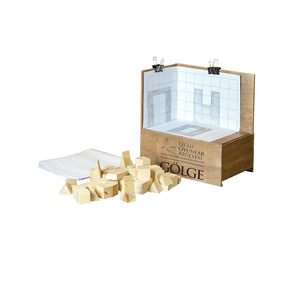 Jogo de madeira educacional, tabuleiro, material, jogo de sombra de converter um objeto arquitetônico, tridimensional em um 2 dimensional