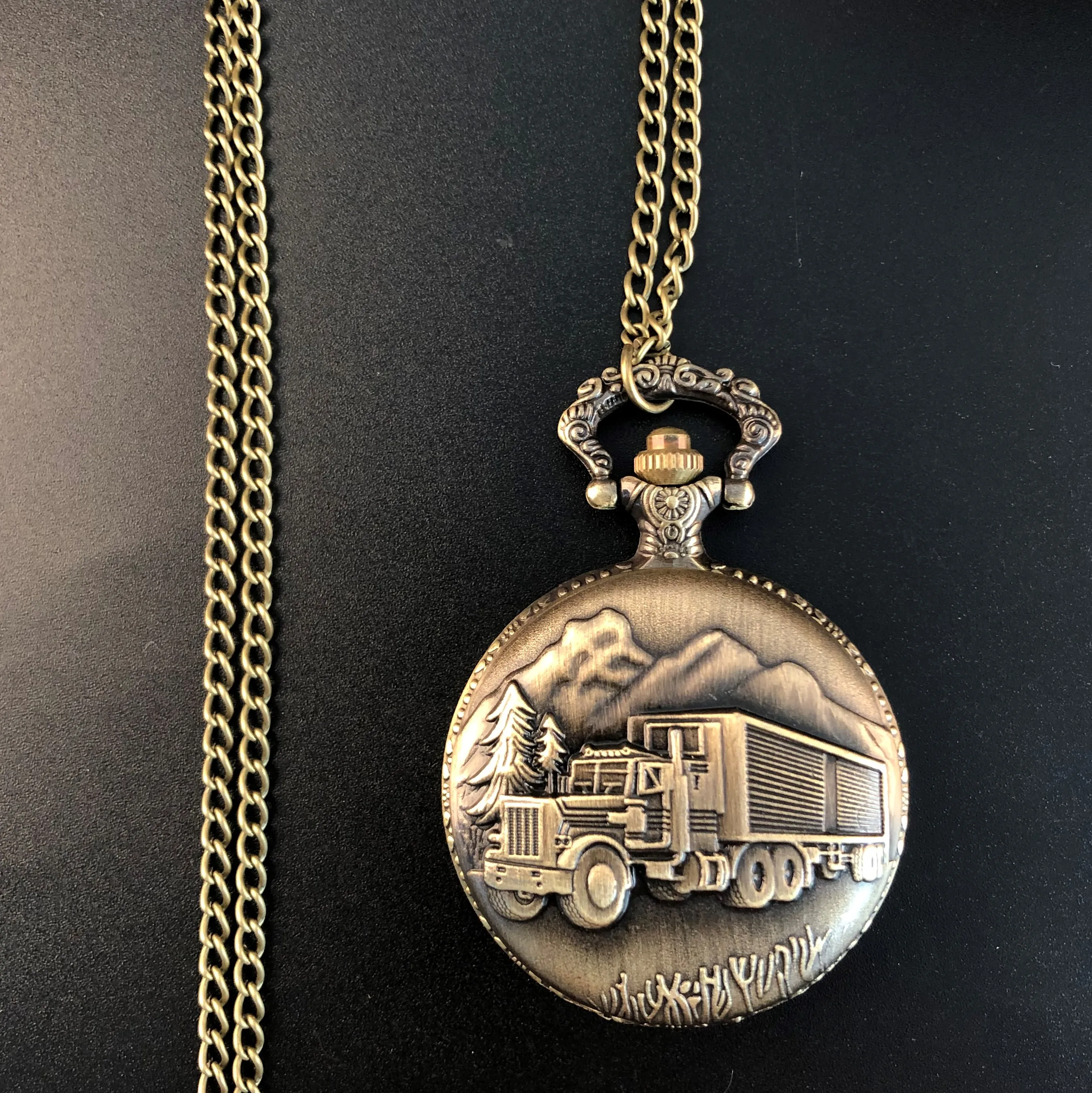 Antique Steampunk Train Engraved Quartz Pocket Watch Half Hunter Fob Watches Necklace Practical Popular Male Best Gift
