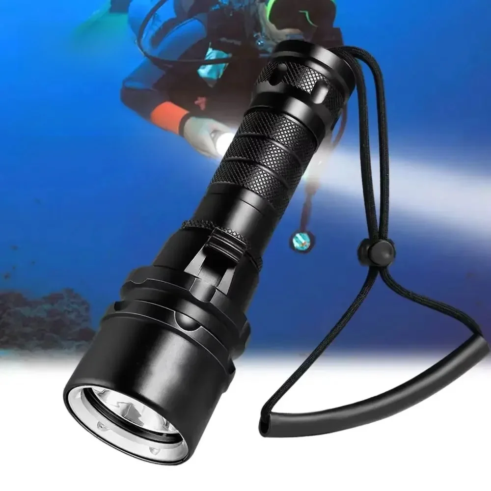 Krachtige duikzaklamp IP68 Hoogste waterdichte beoordeling Professionele duiklamp Aangedreven door 18650-batterij met handtouw - afbeelding 2