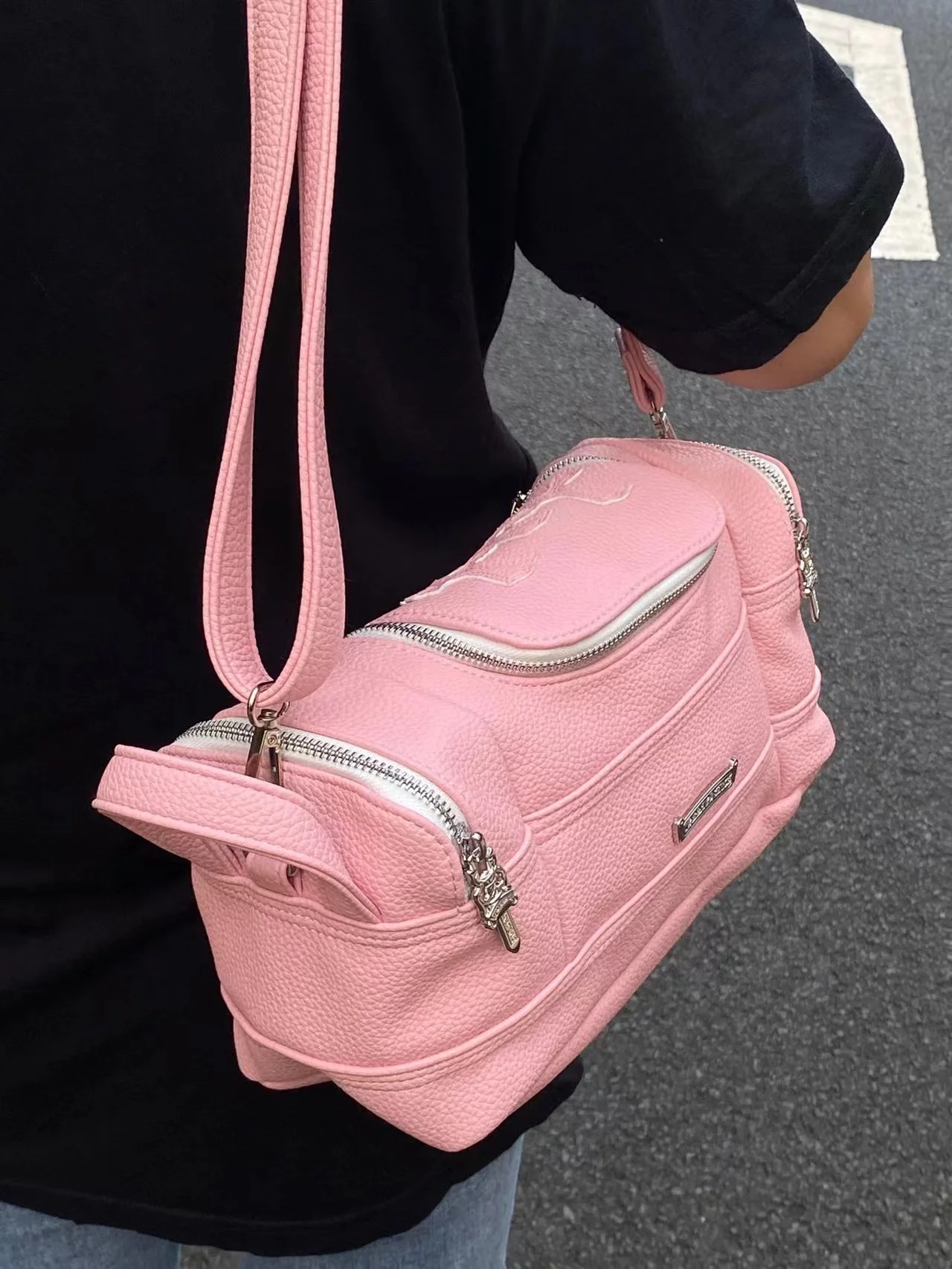 Punk Trendy  Pink Leather Large Capacity Shoulder Bag School Bag Casual Fashion Shoulder Female Bags