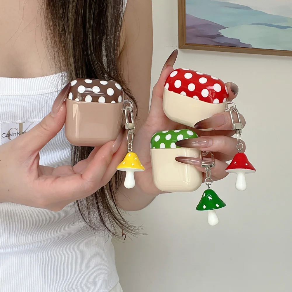 

Fashionable polka dot mushroom protective case, suitable for AirPods 4/3/2Pro/2/3,INS fashionable new shockproof protective case